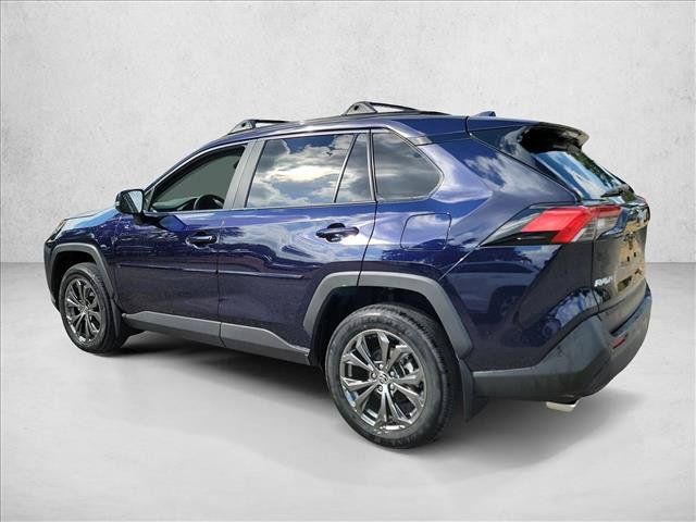 Used 2025 Toyota RAV4 XLE Premium AWD/4WD image 7