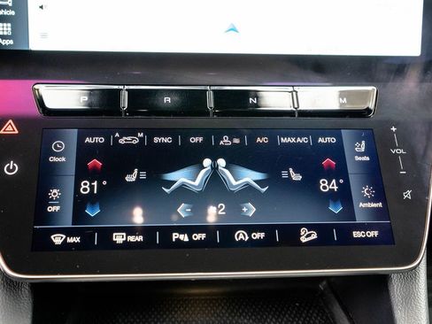 Used 2024 Maserati Grecale GT AWD/4WD image 29