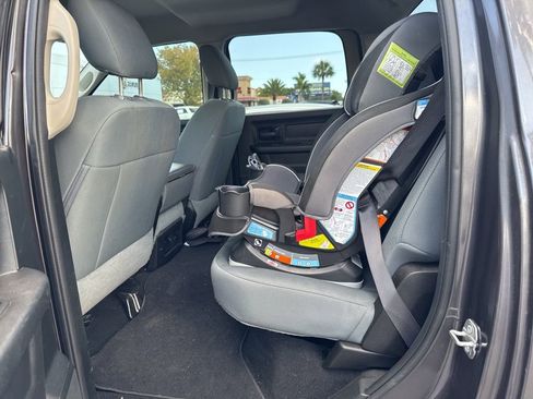 Used 2019 RAM 1500 Tradesman w/ Tradesman SXT Package image 11