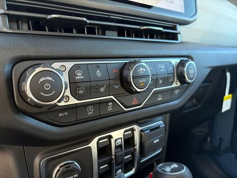 New 2026 Jeep Wrangler Sport S image 31