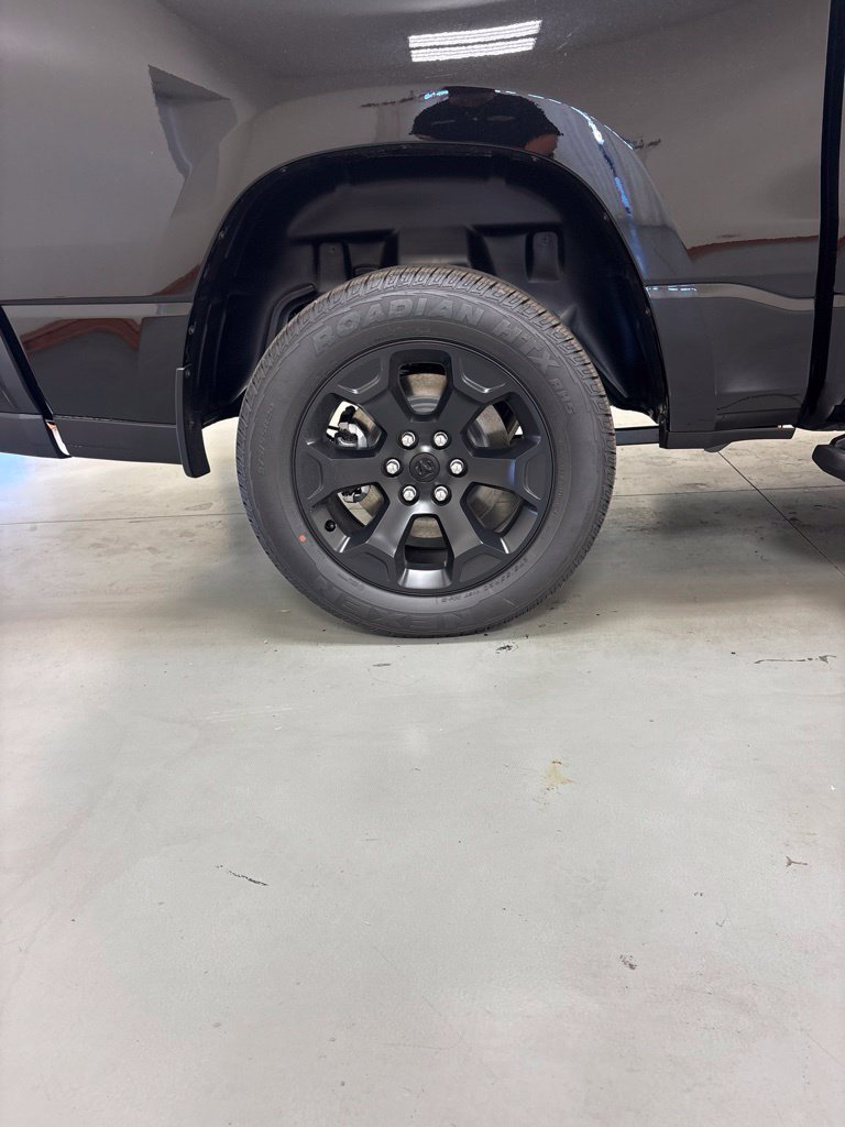 New 2027 RAM 1500 Express AWD/4WD image 30