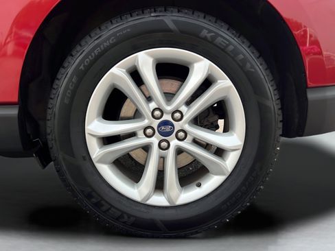 Used 2019 Ford Edge SEL w/ Equipment Group 201A AWD/4WD image 9