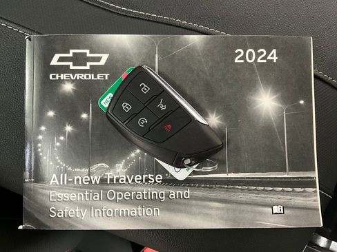 Used 2024 Chevrolet Traverse RS w/ LPO, Floor Liner Package image 13