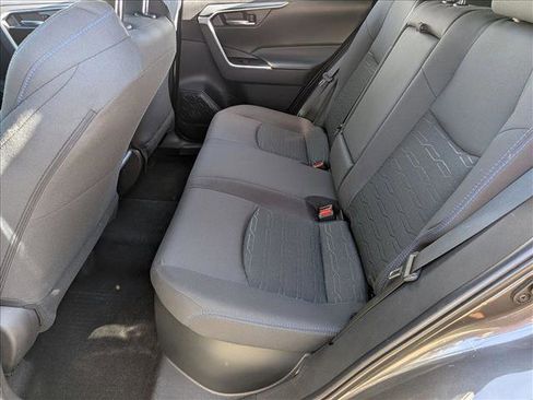 Used 2023 Toyota RAV4 SE image 18