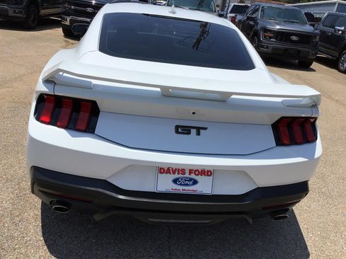 Used 2024 Ford Mustang GT Premium w/ GT Performance Package RWD image 11