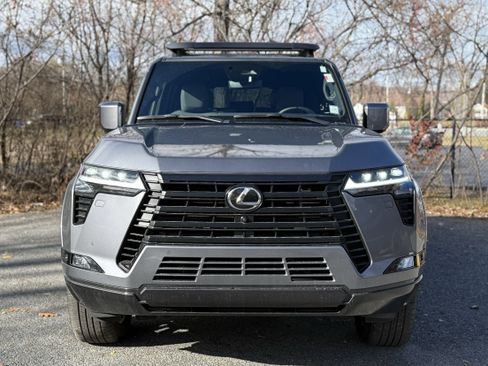 Used 2025 Lexus GX 550 image 16