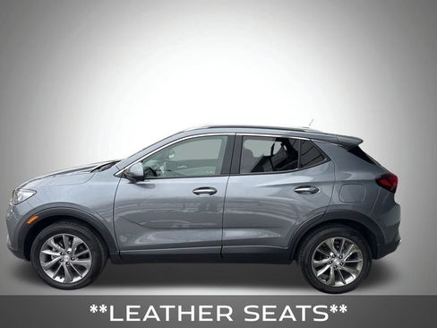 Used 2022 Buick Encore GX Essence w/ Advanced Technology Package image 2