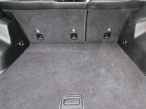 Used 2019 Jeep Cherokee Trailhawk w/ Comfort/Convenience Group image 27