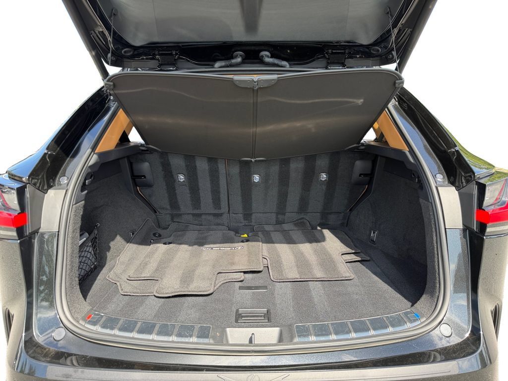 Certified 2025 Lexus NX 350 AWD w/ Accessory Package (Z2) image 11