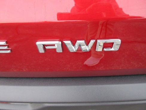 New 2026 Chevrolet Traverse LT w/ Sun and Wheel Package image 10