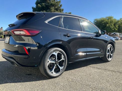 Used 2024 Ford Escape ST-Line Elite w/ Premium Technology Package image 79