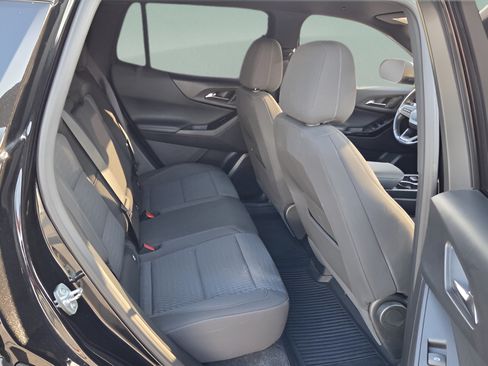 Certified 2026 Chevrolet Equinox LT w/ LPO, Floor Liner Package FWD image 14