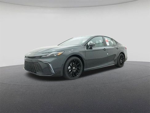 New 2026 Toyota Camry SE image 17