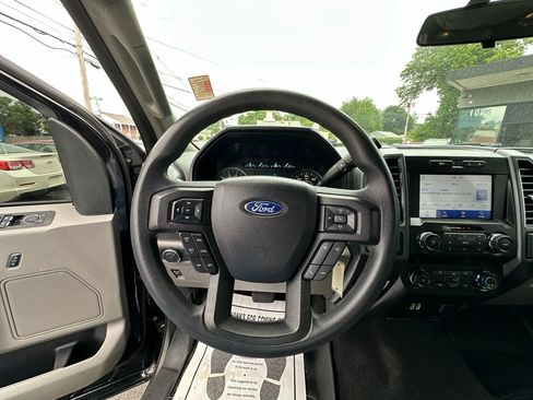 Used 2019 Ford F150 XLT image 14