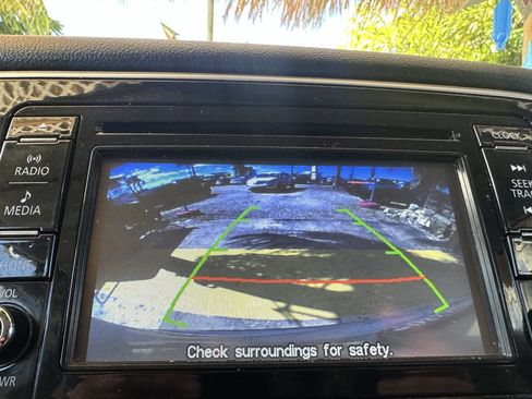 Used 2017 Mitsubishi Outlander ES image 21