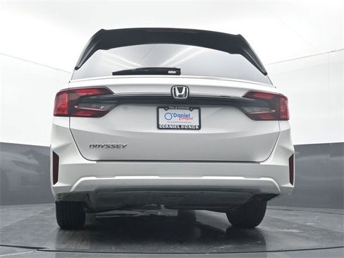 Used 2025 Honda Odyssey EX-L image 10