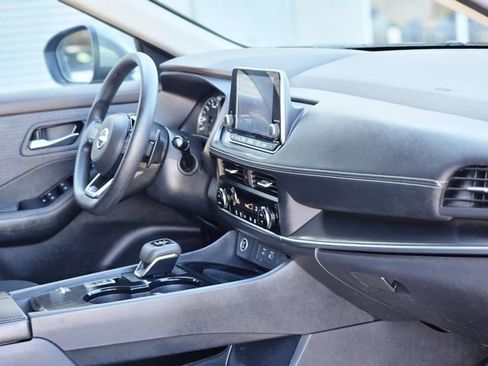 Certified 2023 Nissan Rogue SV image 13