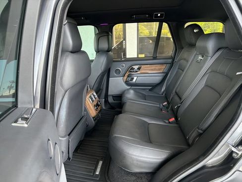 Used 2019 Land Rover Range Rover HSE AWD/4WD image 11