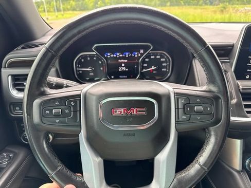 Used 2021 GMC Yukon SLE AWD/4WD image 18