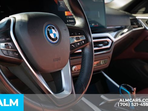 Used 2023 BMW i4 eDrive40 image 22