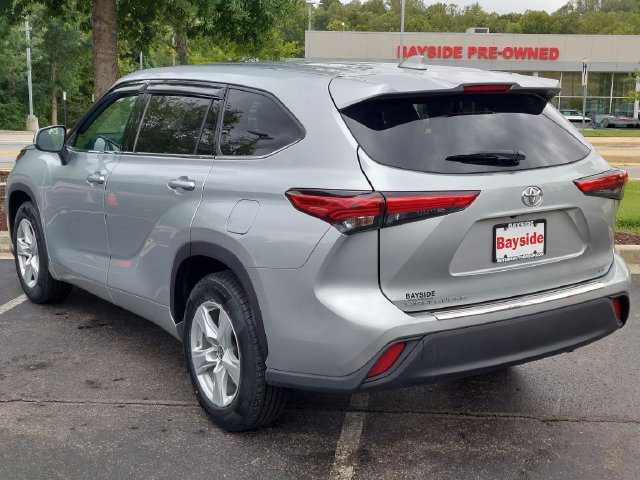 Certified 2020 Toyota Highlander LE FWD image 14