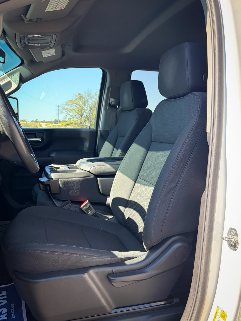 Used 2023 Chevrolet Silverado 2500 Custom w/ Custom Value Package AWD/4WD image 16