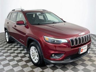 Used 2019 Jeep Cherokee Latitude w/ Cold Weather Group AWD/4WD video 1