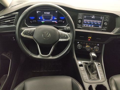 Used 2022 Volkswagen Jetta SE FWD image 22