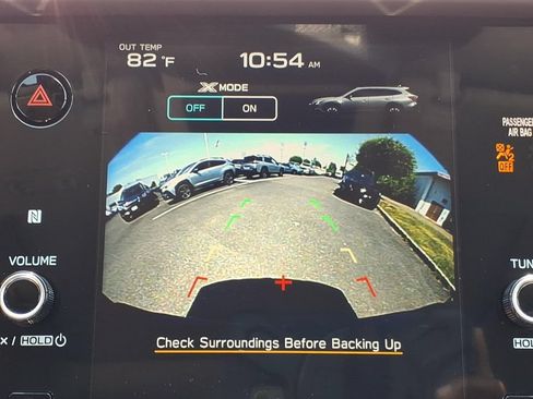 Certified 2025 Subaru Outback Premium AWD/4WD image 9