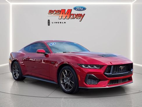Used 2024 Ford Mustang GT Premium RWD image 3