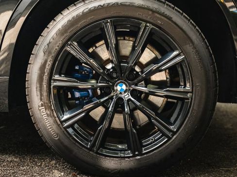Used 2025 BMW X5 M60i w/ Climate Comfort Package AWD/4WD image 4