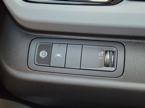 New 2027 Chevrolet Bolt LT FWD image 13