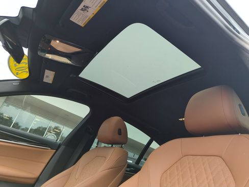Used 2021 BMW 540i RWD image 27
