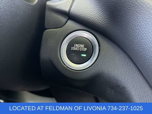 Used 2024 Chevrolet Equinox LT FWD image 16