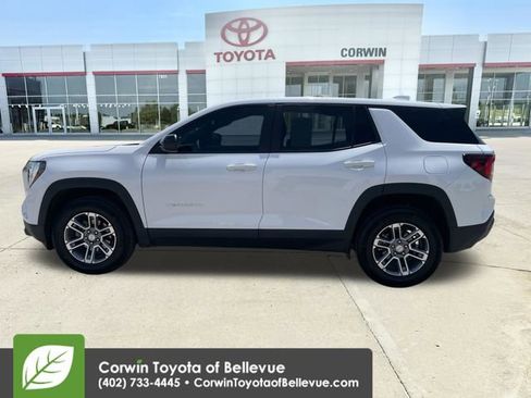 Used 2026 GMC Terrain Elevation AWD/4WD image 2