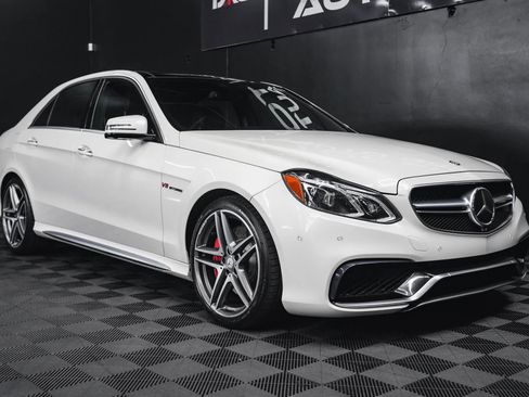 Used 2014 Mercedes-Benz E 63 AMG S-Model image 21