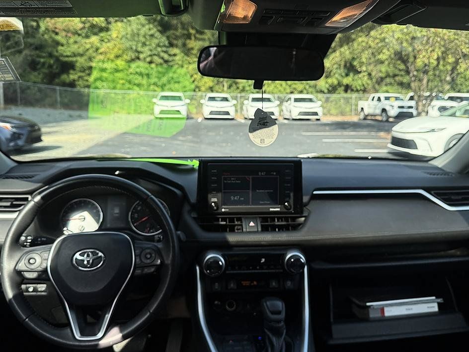 Used 2023 Toyota Camry XSE FWD image 19