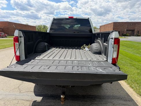 Used 2019 Ford F250 XL w/ STX Appearance Package AWD/4WD image 5