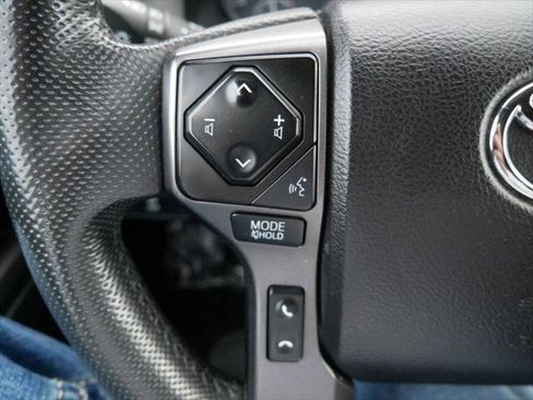 Certified 2021 Toyota Tacoma TRD Off-Road w/ Technology Package AWD/4WD image 28