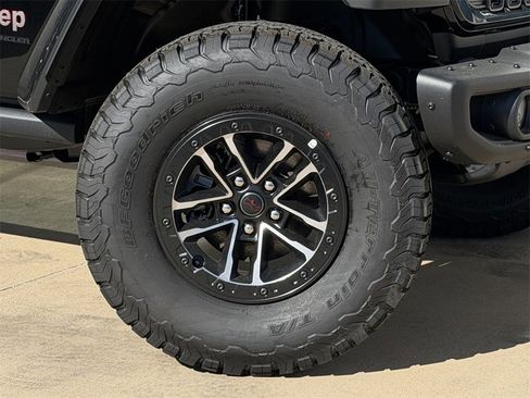 New 2025 Jeep Wrangler Unlimited Rubicon image 8