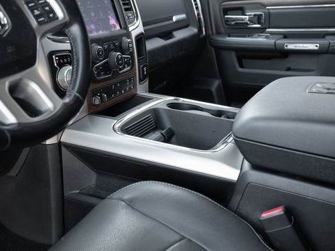Used 2019 RAM 1500 Laramie w/ Convenience Group image 42