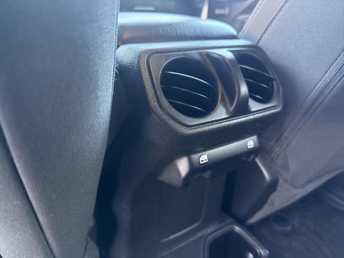 Used 2023 Jeep Wrangler Unlimited Sport AWD/4WD image 24