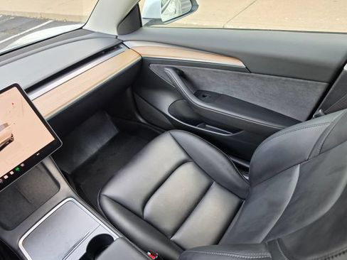 Used 2023 Tesla Model 3 Standard Range RWD image 35