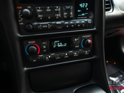 Used 2002 Chevrolet Corvette Z06 w/ Memory Pkg image 24