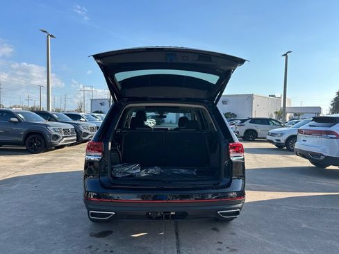 New 2026 Volkswagen Atlas SE FWD image 40