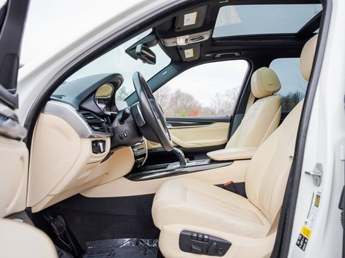 Used 2018 BMW X5 xDrive35d image 15