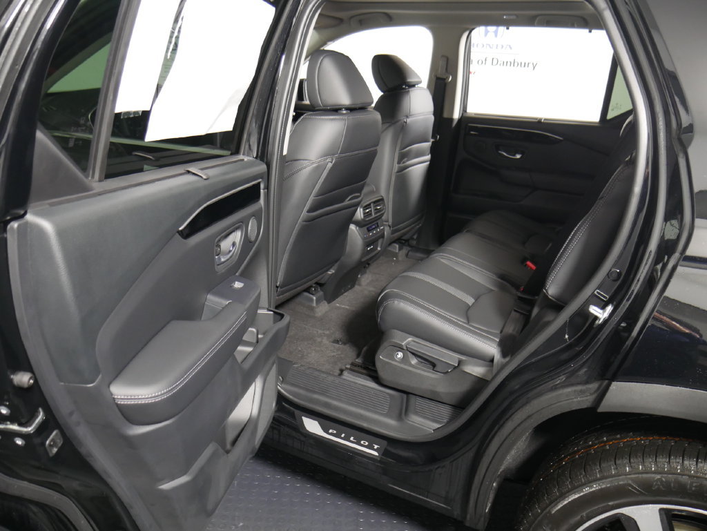 New 2026 Honda Pilot Touring image 15