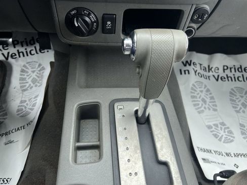 Used 2019 Nissan Frontier SV image 18