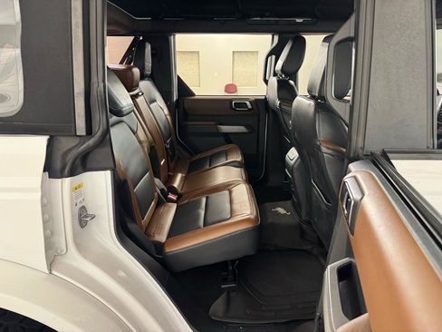 Used 2023 Ford Bronco Outer Banks image 33