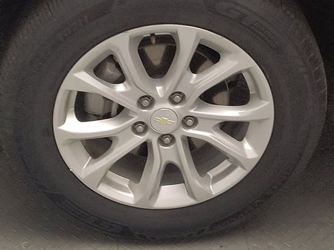 Used 2018 Chevrolet Equinox LT FWD image 31